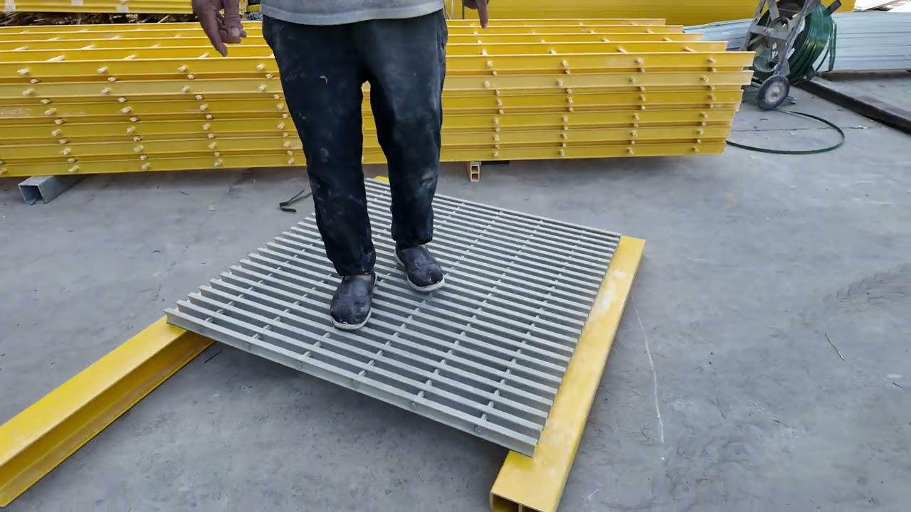 Vídeo del producto Tubo Cuadrado PRFV
