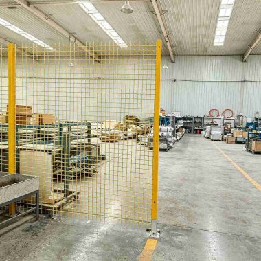 Marketing: Mingchi yellow FRP safety fence, corrosion-resistant fiberglass industrial isolation mesh for workshop equipment protection